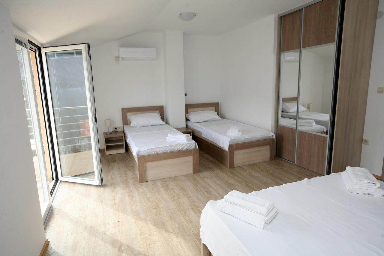 Ruza Apartments Kotor Exterior photo