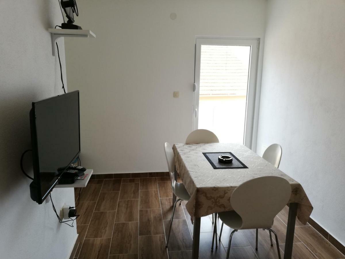 Ruza Apartments Kotor Exterior photo
